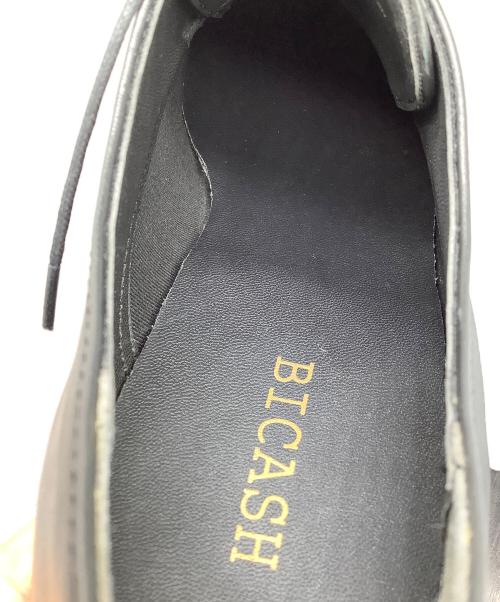 BICASH（BICASH）BICASH (BICASH) ダービーシューズ ブラック ブラック サイズ:26 未使用品の古着・服飾アイテム