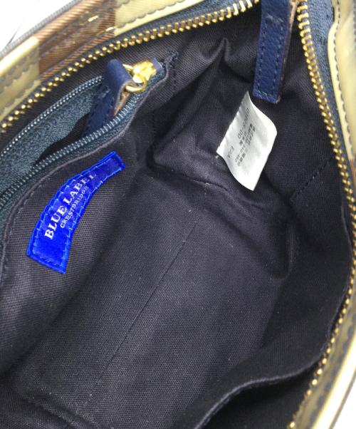 BLUE LABEL CRESTBRIDGE（ブルーレーベルクレストブリッジ）BLUE LABEL CRESTBRIDGE (ブルーレーベルクレストブリッジ) ショルダーバッグ ベージュ×ネイビー ベージュ×ネイビーの古着・服飾アイテム