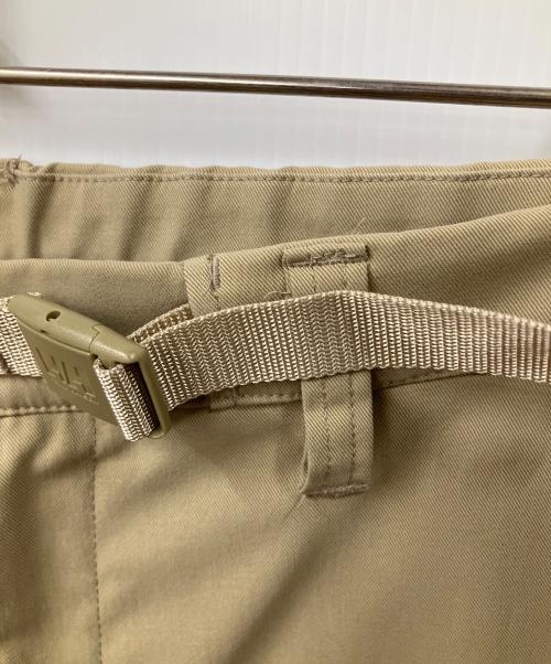 HELLY HANSEN（ヘリーハンセン）HELLY HANSEN (ヘリーハンセン) EASY CHINO STRETCH ベージュ サイズ:Mの古着・服飾アイテム