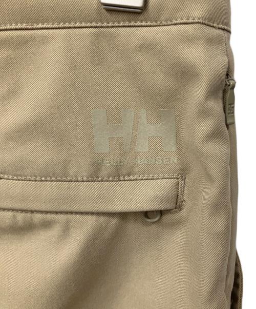 HELLY HANSEN（ヘリーハンセン）HELLY HANSEN (ヘリーハンセン) EASY CHINO STRETCH ベージュ サイズ:Mの古着・服飾アイテム