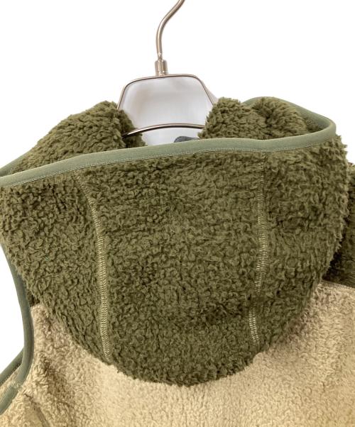 MARMOT（マーモット）Marmot (マーモット) ボアフリースベスト オリーブ×ベージュ オリーブ×ベージュ サイズ:Mの古着・服飾アイテム