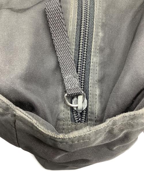 PRADA（プラダ）PRADA (プラダ) ナイロントートバッグ ブラックの古着・服飾アイテム