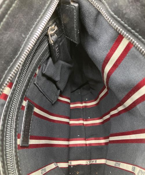 BALLY（バリー）BALLY (バリー) レザーショルダーバッグ ブラック ブラックの古着・服飾アイテム