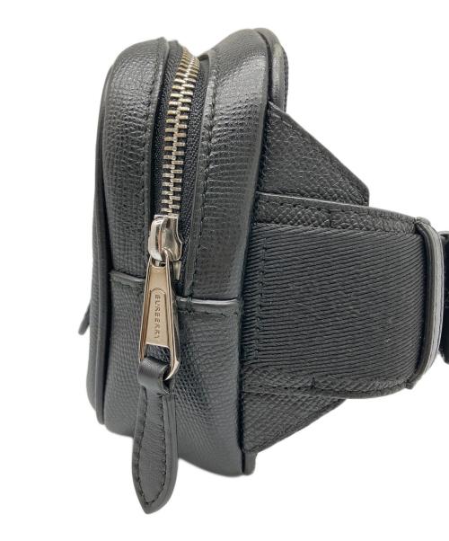 BURBERRY（バーバリー）BURBERRY (バーバリー) ウエストバッグ ブラックの古着・服飾アイテム