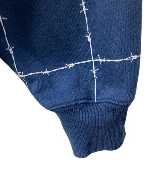 BoTT（ボット）BoTT (ボット) 有刺鉄線柄プルオーバーパーカー ネイビー サイズ:Ｌの古着・服飾アイテム