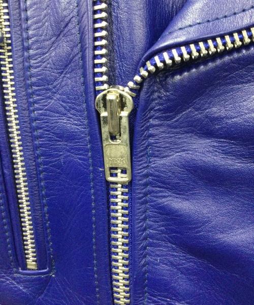 HORN WORKS（ホーンワークス）HORN WORKS (ホーンワークス) ダブルライダースジャケット ネイビー×レッド ネイビー サイズ:XLの古着・服飾アイテム