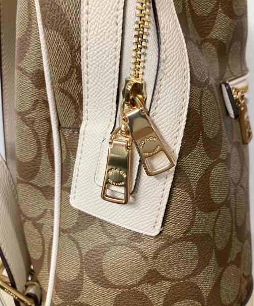 COACH（コーチ）COACH (コーチ) シグネチャーキャンバスリュック　ブラウン×ホワイト ブラウン×ホワイトの古着・服飾アイテム