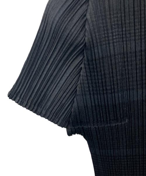 PLEATS PLEASE（プリーツプリーズ）PLEATS PLEASE (プリーツプリーズ) 半袖カットソー ブラック サイズ:3の古着・服飾アイテム
