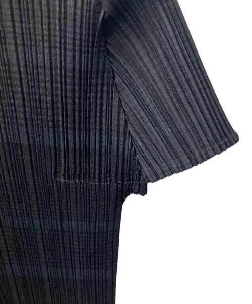 PLEATS PLEASE（プリーツプリーズ）PLEATS PLEASE (プリーツプリーズ) 半袖カットソー ブラック サイズ:3の古着・服飾アイテム