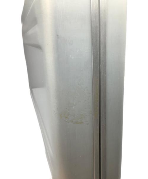 ZERO HALLIBURTON（ゼロ ハリバートン）ZERO HALLIBURTON (ゼロ ハリバートン) アタッシュケース　シルバー シルバーの古着・服飾アイテム