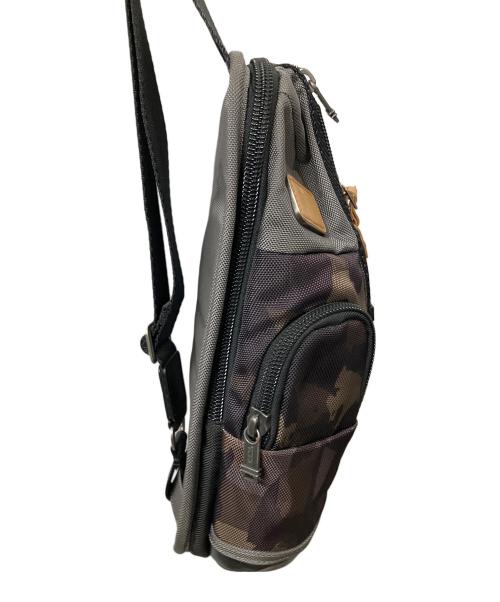 TUMI（トゥミ）TUMI (トゥミ) モントレー サラトガ スリング ブラックの古着・服飾アイテム