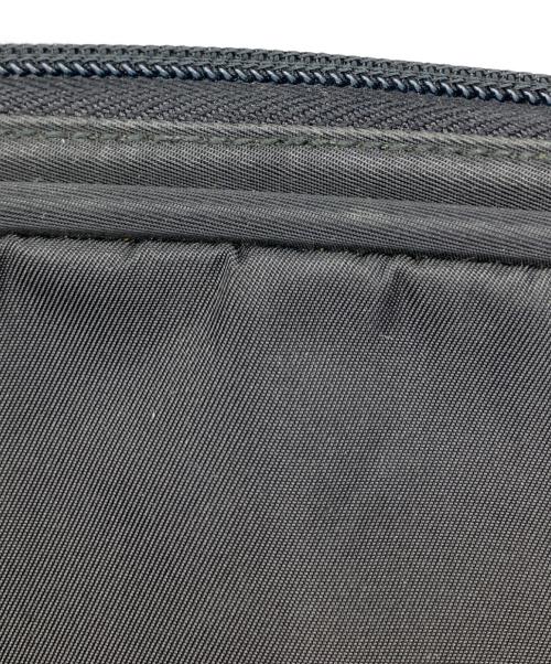PRADA（プラダ）PRADA (プラダ) ナイロンバッグ ブラック ブラックの古着・服飾アイテム