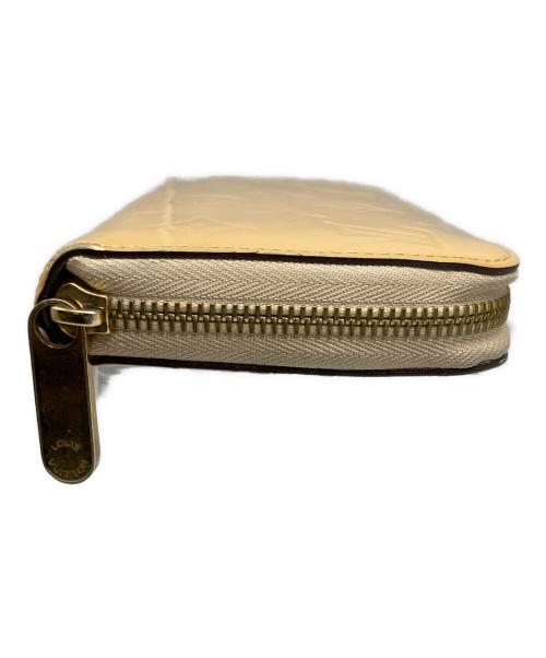 LOUIS VUITTON（ルイ ヴィトン）LOUIS VUITTON (ルイ ヴィトン) ヴェルニ ジッピーウォレット アイボリーの古着・服飾アイテム
