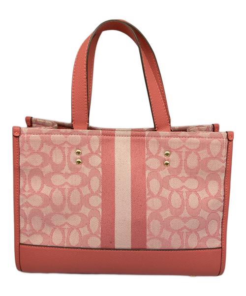 COACH（コーチ）COACH (コーチ) デンプシー キャリーオール・シグネチャー ジャカード・ストライプ アンド コーチ パッチ ピンクの古着・服飾アイテム