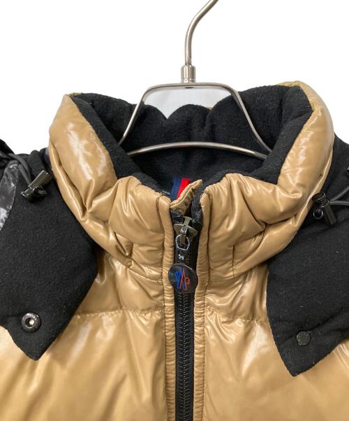 MONCLER（モンクレール）MONCLER (モンクレール) ダウンジャケット ベージュ サイズ:２の古着・服飾アイテム