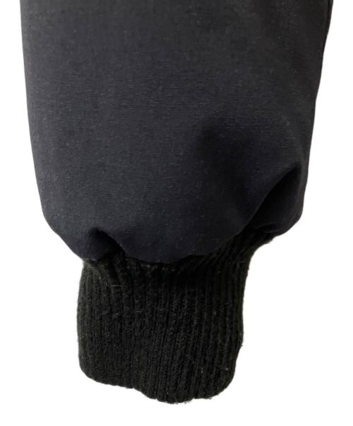 CANADA GOOSE（カナダグース）CANADA GOOSE (カナダグース) LABRADOR BOMBER ネイビー サイズ:Sの古着・服飾アイテム