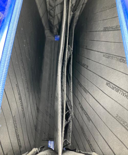 ZERO HALLIBURTON（ゼロ ハリバートン）ZERO HALLIBURTON (ゼロ ハリバートン) アタッシュケース ブルーの古着・服飾アイテム