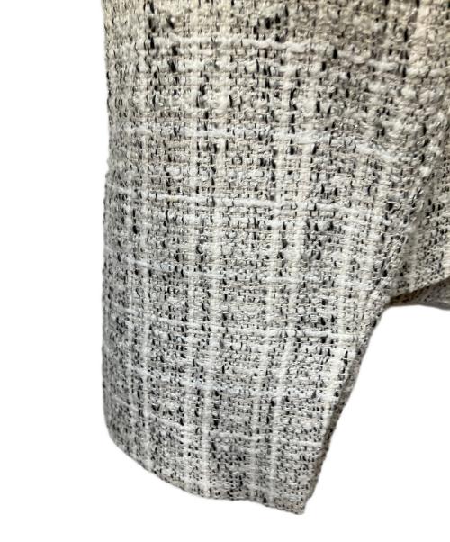 UNTITLED（アンタイトル）UNTITLED (アンタイトル) ノーカラージャケット グレー グレー サイズ:44の古着・服飾アイテム