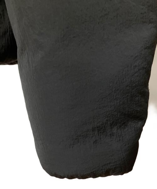 jacquemus（ジャックムス）JACQUEMUS (ジャックムス) 23AW/LA DOUDOUNE COCON ブラック サイズ:44の古着・服飾アイテム