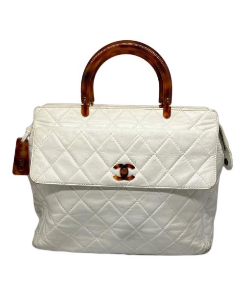 CHANEL（シャネル）CHANEL (シャネル) マトラッセ ハンドバッグ ホワイト ホワイトの古着・服飾アイテム