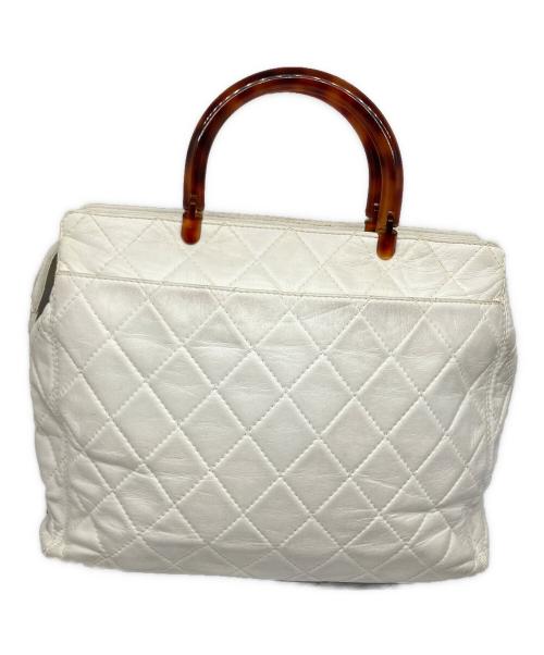 CHANEL（シャネル）CHANEL (シャネル) マトラッセ ハンドバッグ ホワイト ホワイトの古着・服飾アイテム