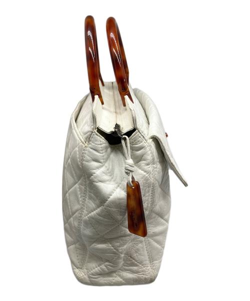 CHANEL（シャネル）CHANEL (シャネル) マトラッセ ハンドバッグ ホワイト ホワイトの古着・服飾アイテム