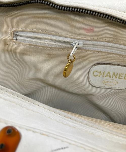 CHANEL（シャネル）CHANEL (シャネル) マトラッセ ハンドバッグ ホワイト ホワイトの古着・服飾アイテム