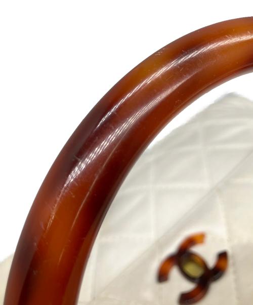 CHANEL（シャネル）CHANEL (シャネル) マトラッセ ハンドバッグ ホワイト ホワイトの古着・服飾アイテム