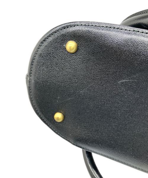 BURBERRY（バーバリー）BURBERRY (バーバリー) ロゴレザーバッグ ブラック ブラックの古着・服飾アイテム