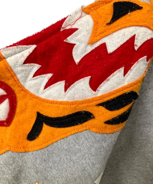 A BATHING APE（ア ベイシング エイプ）A BATHING APE (ア ベイシング エイプ) タイガーパーカー グレー サイズ:Mの古着・服飾アイテム
