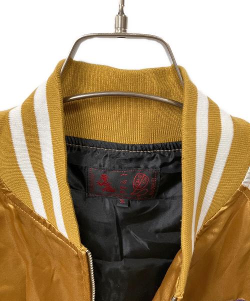 一心如鏡（イッシンニョキョウ）一心如鏡 (イッシンニョキョウ) スカジャン  ゴールド×ホワイト ゴールド×ホワイト サイズ:3Lの古着・服飾アイテム