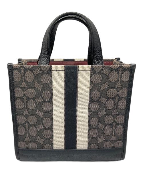 COACH（コーチ）COACH (コーチ) デンプシー トート 22・シグネチャー ジャカード・ストライプ アンドコーチパッチ グレーの古着・服飾アイテム