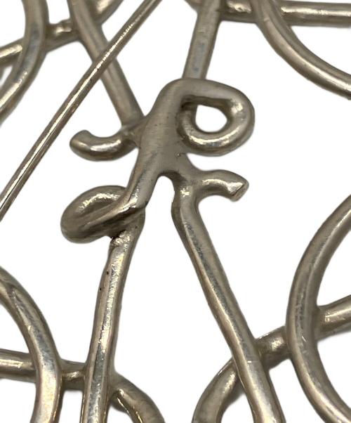 LOEWE（ロエベ）LOEWE (ロエベ) アナグラムブローチの古着・服飾アイテム