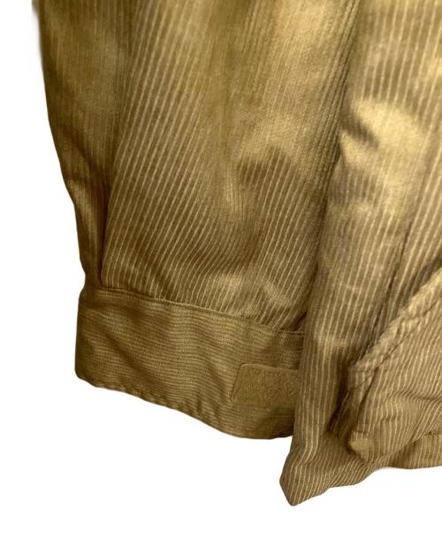 Columbia（コロンビア）Columbia (コロンビア) マウンテンジャケット ベージュ ベージュ サイズ:Mの古着・服飾アイテム