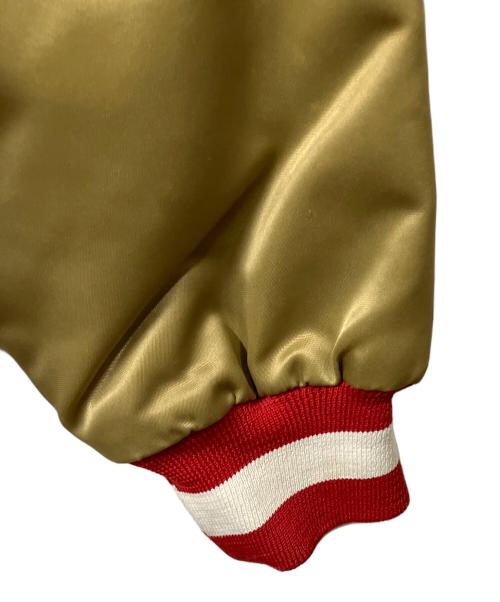 NFL（エヌエフエル）NFL (エヌエフエル) Chalk Line (チョークライン) ナイロンスタジャン NFL ゴールド サイズ:Sの古着・服飾アイテム