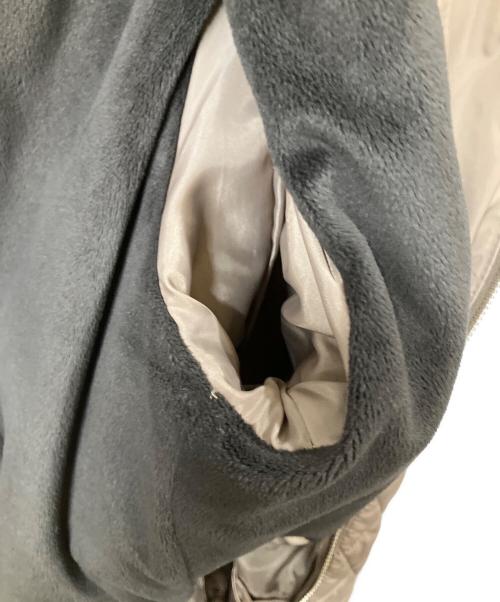 Calvin Klein（カルバンクライン）Calvin Klein (カルバンクライン) キルティングコート ベージュ サイズ:不明の古着・服飾アイテム