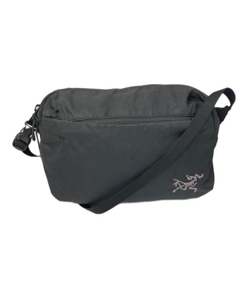 ARC'TERYX（アークテリクス）ARC'TERYX (アークテリクス) ヒリアド 6 クロスボディバッグ ブラックの古着・服飾アイテム