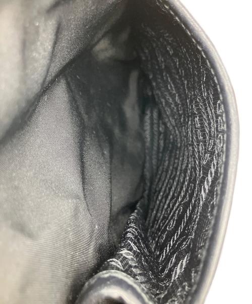 PRADA（プラダ）PRADA (プラダ) メッセンジャーバッグ ブラックの古着・服飾アイテム