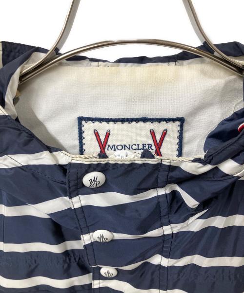 MONCLER GAMME BLEU（モンクレール ガム ブルー）MONCLER GAMME BLEU (モンクレール ガム ブルー) ジップアップパーカー ネイビー×ホワイト サイズ:1の古着・服飾アイテム