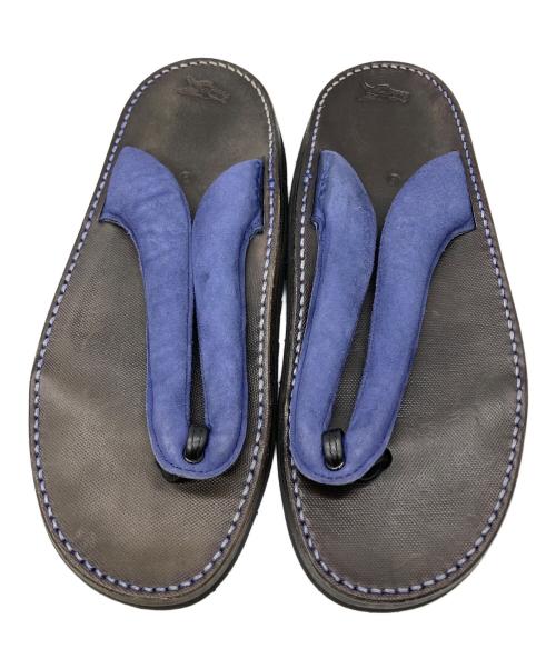 THE BOOTS FACTORY（ザ ブーツファクトリー）THE BOOTS FACTORY (ザ ブーツファクトリー) サンダル グレー×ネイビー グレー×ネイビー サイズ:9の古着・服飾アイテム