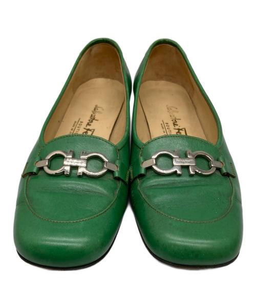 Salvatore Ferragamo（サルヴァトーレ フェラガモ）Salvatore Ferragamo (サルヴァトーレ フェラガモ) ビットローファー ガンチーニ グリーン グリーン サイズ:5Ｄの古着・服飾アイテム