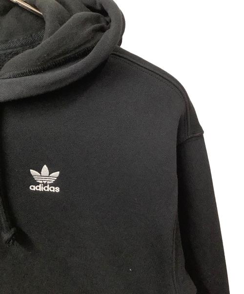adidas（アディダス）adidas (アディダス) エッセンシャルズ フルジップパーカー ブラック ブラック サイズ:XSの古着・服飾アイテム
