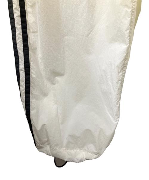 adidas（アディダス）adidas (アディダス) トラックパンツ　ホワイト ホワイト サイズ:XSの古着・服飾アイテム