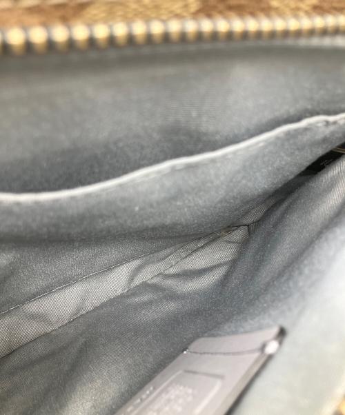 COACH（コーチ）COACH (コーチ) クロスボディバッグ エヴァレット ブラック×カーキ ベージュ×グレーの古着・服飾アイテム