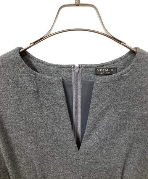 VERMEIL par iena（ヴェルメイユ パー イエナ）VERMEIL par iena (ヴェルメイユ パー イエナ) 長袖ワンピース グレー サイズ:不明の古着・服飾アイテム