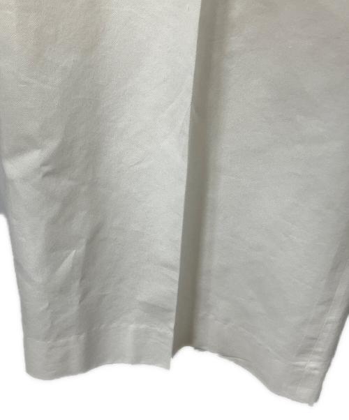 TOMORROW LAND（トゥモローランド）TOMORROW LAND (トゥモローランド) コットンシルクデニム ワイドストレートパンツ ホワイト サイズ:36の古着・服飾アイテム