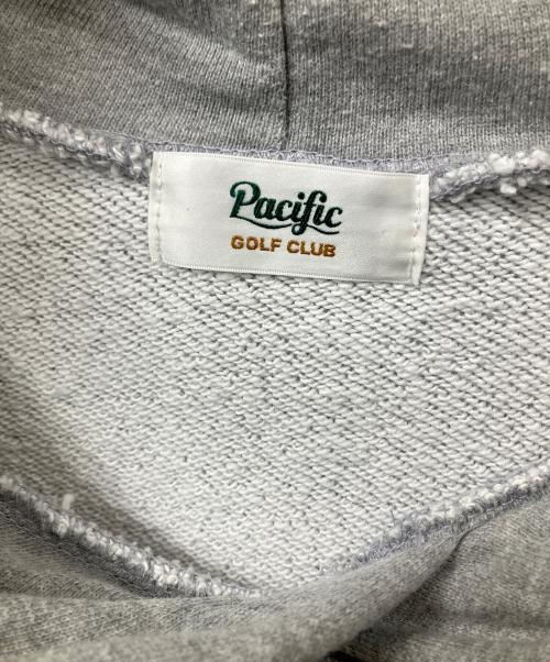 Pacific GOLF CLUB（パシフィックゴルフクラブ）Pacific GOLF CLUB (パシフィックゴルフクラブ) SKATER SWEAT HOODIE グレー サイズ:Lの古着・服飾アイテム