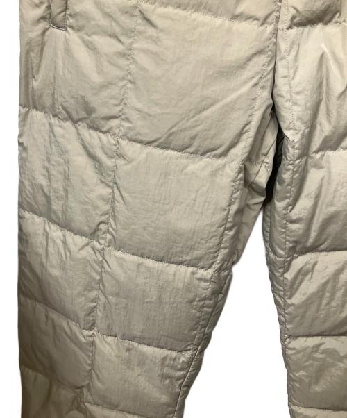 TAION（タイオン）TAION (タイオン) PGC SC TRACK DOWN PANTS サンドグレー サイズ:Mの古着・服飾アイテム