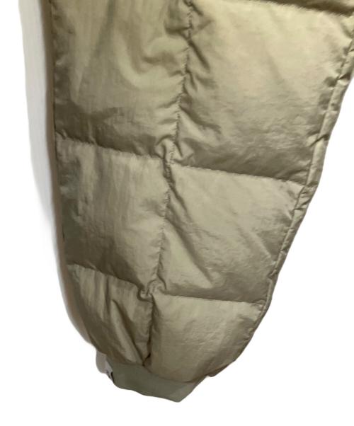 TAION（タイオン）TAION (タイオン) PGC SC TRACK DOWN PANTS サンドグレー サイズ:Mの古着・服飾アイテム