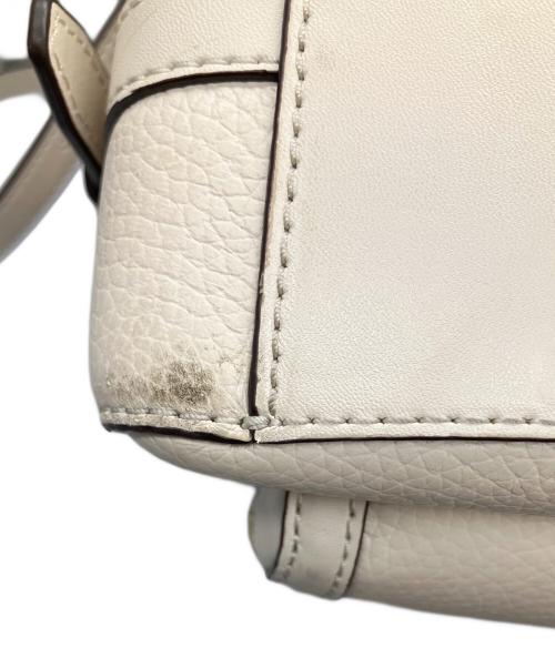 MICHAEL KORS（マイケル・コース）MICHAEL KORS (マイケル・コース) JAYCEE ジップポケット バックパック ミディアム アイボリーの古着・服飾アイテム